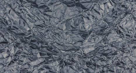 ¿Las bolsas de aluminio son resistentes a los químicos presentes en los alimentos?