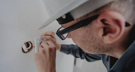 Las mejores tenazas de electricista de hierro para trabajos precisos